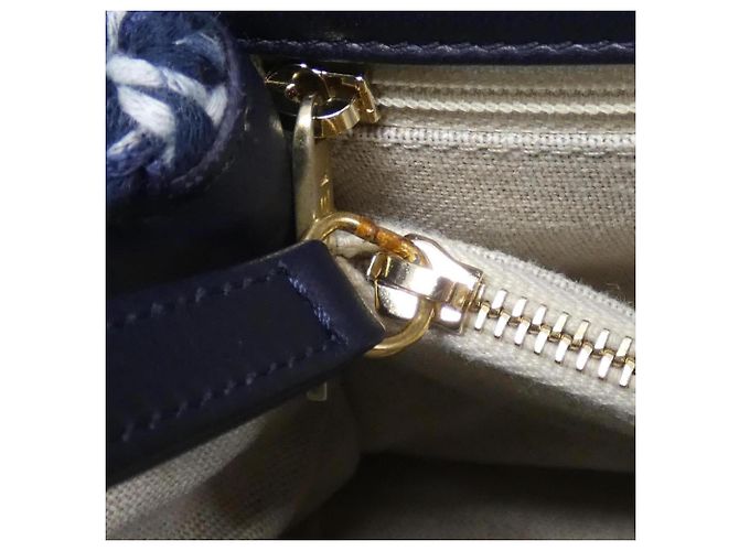 Borsa Chanel 92991 in tweed e pelle blu navy - vista 8