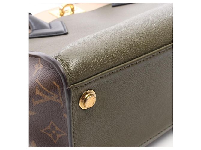 Borsa Louis Vuitton On My Side MM Monogram Laurier Marrone Crudo Cachi - vista 8
