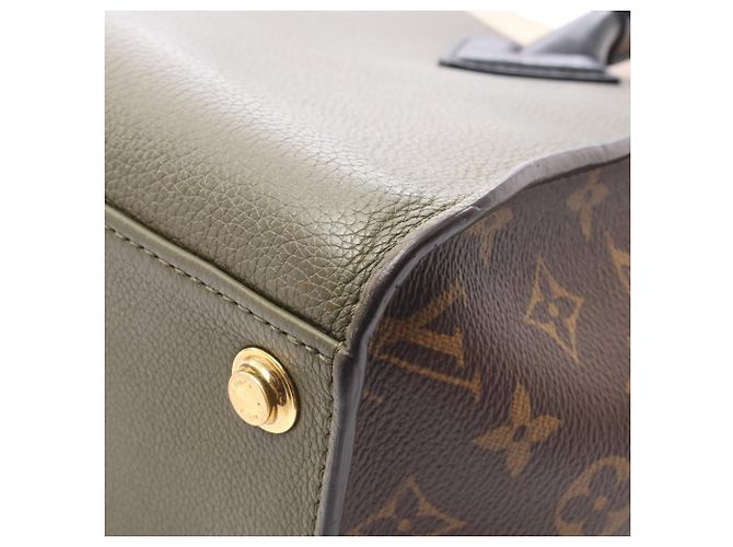 Borsa Louis Vuitton On My Side MM Monogram Laurier Marrone Crudo Cachi - vista 9