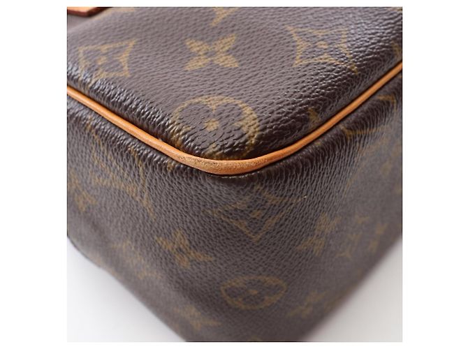 Borsa a Spalla Louis Vuitton Cite MM Marrone - vista 12