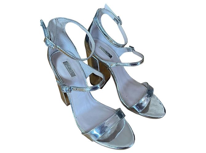Carvela Kurt Geiger Sandalen mit Blockabsatz in Silber Metallic - Ansicht 4