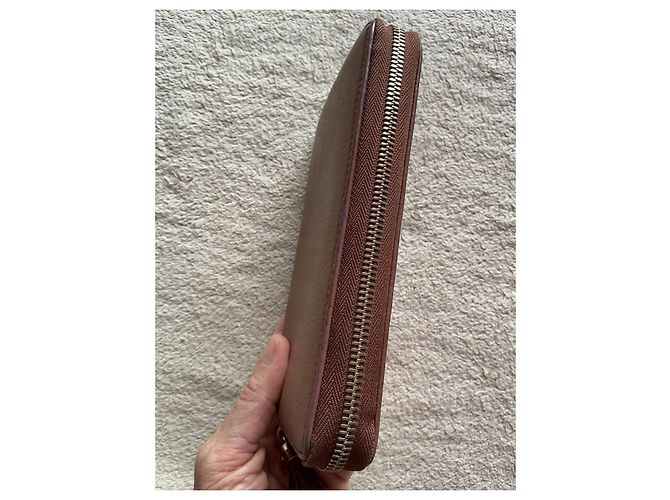 Cartera Gucci Soho zip around en piel marrón - vista 12