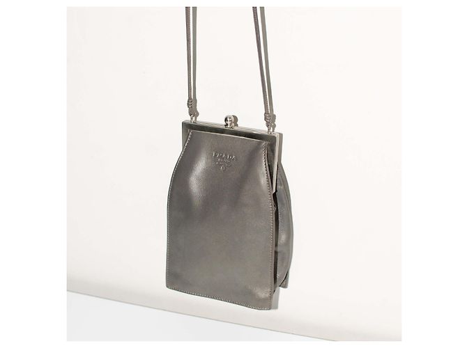 Prada Borsa a mano in pelle argentata con chiusura a bacetta Metallico - vista 3