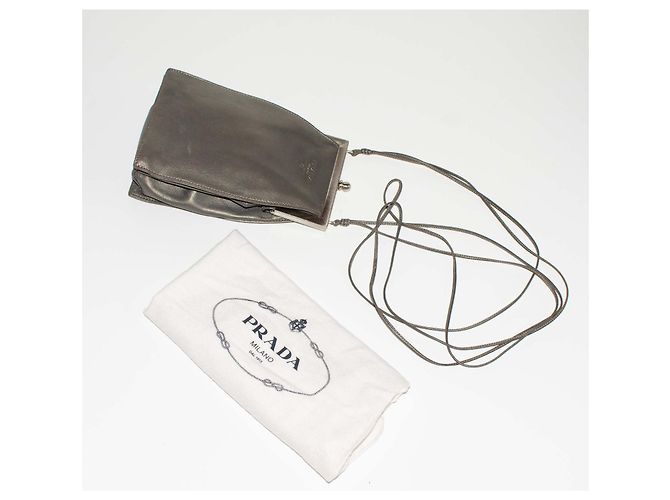 Prada Borsa a mano in pelle argentata con chiusura a bacetta Metallico - vista 7