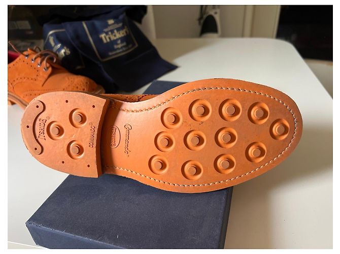 Autre Marque Tricker's Bourton Scarpe stringate in camoscio arancione - vista 4