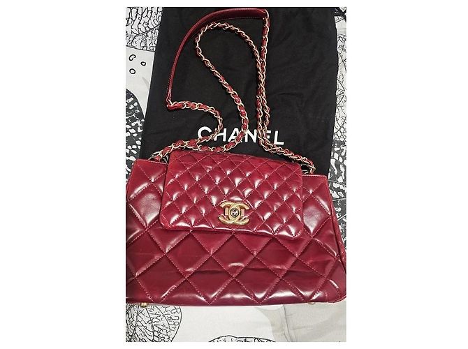Chanel Classic Matelassé Borsa in Pelle Liscia Rossa Rosso Bordò - vista 2