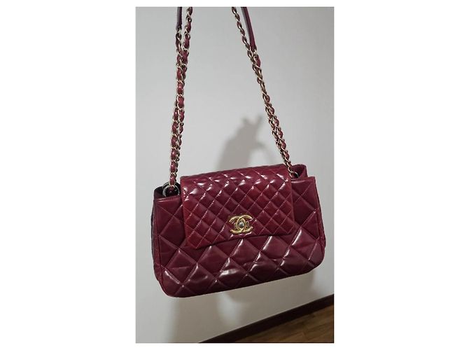 Chanel Classic Matelassé Borsa in Pelle Liscia Rossa Rosso Bordò - vista 5