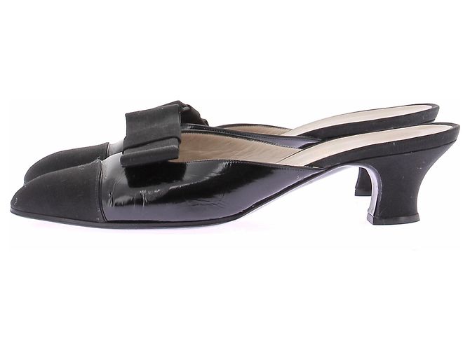 Mule Chanel in pelle nera Nero - vista 2