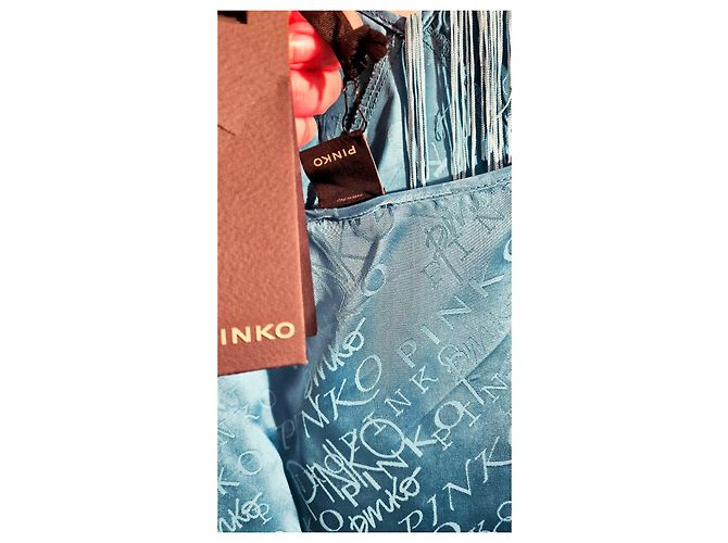 Abito Lungo in Raso Pinko Verde Ottanio con Logo e Frange Blu - vista 7