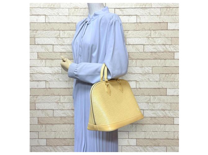 Borsa Louis Vuitton Alma Epi Beige - vista 2