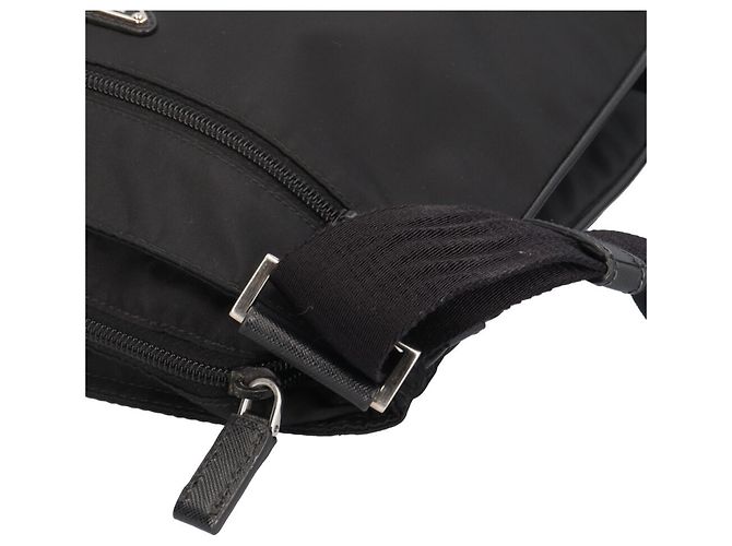 Borsa a tracolla in nylon Prada 2VH563 Nero - vista 10