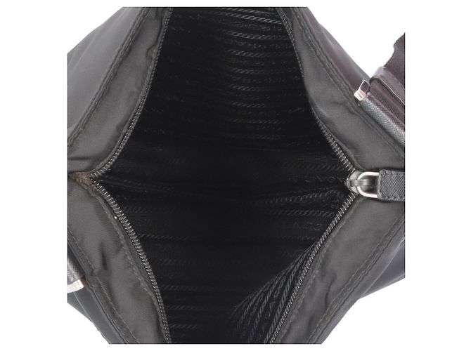 Borsa a tracolla in nylon Prada 2VH563 Nero - vista 7