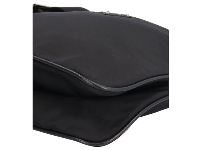 Borsa a tracolla in nylon Prada 2VH563 Nero - vista 8