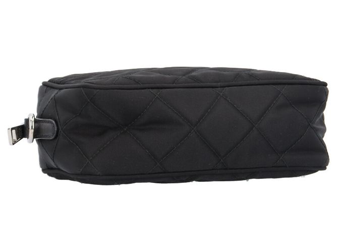 Prada gesteppte Schultertasche mit Kette Schwarz - Ansicht 5