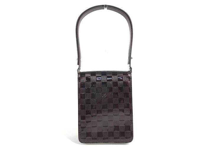 Louis Vuitton M92129 Damier Vernis Club Bag Rosso Porpora - vista 2