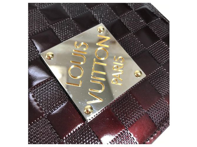 Louis Vuitton M92129 Damier Vernis Club Bag Rosso Porpora - vista 8