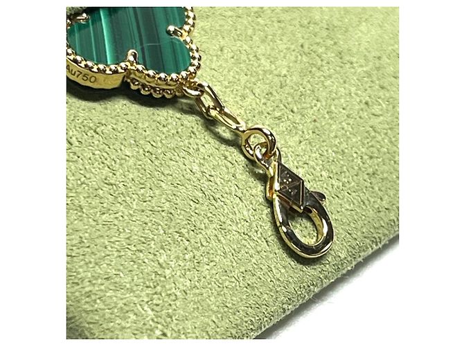Bracciale Vintage Alhambra in oro giallo 18K e malachite con diamanti Van Cleef & Arpels D'oro Verde - vista 8
