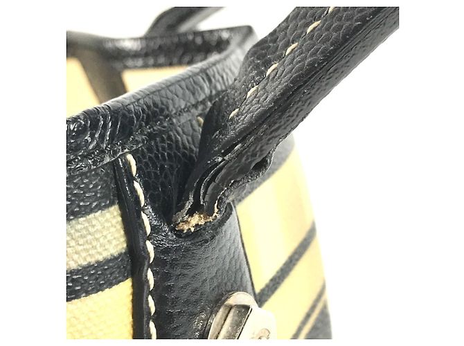 CHANEL Central Station Shoulder Bag Nero - vista 4
