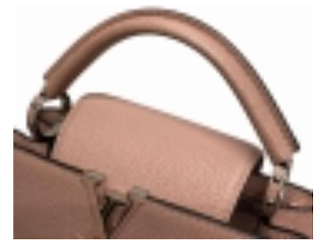 Borsa Louis Vuitton Capucines BB Rosa - vista 9