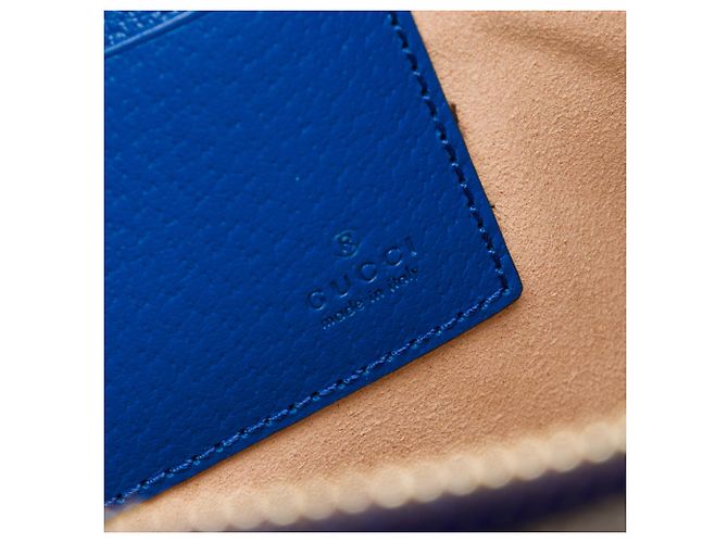 Clutch Interlocking Cut Out in GG Supreme beige e pelle di vitello Gucci - vista 5