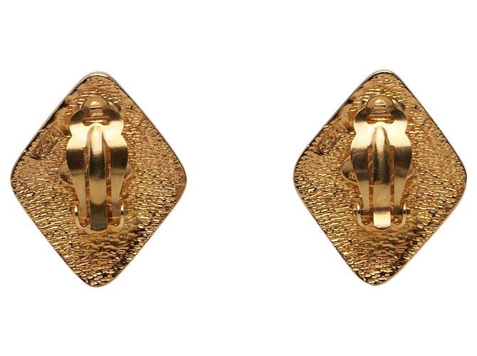 Brincos Chanel Gold CC banhados a ouro em formato de losango de pressão Dourado - vista 2