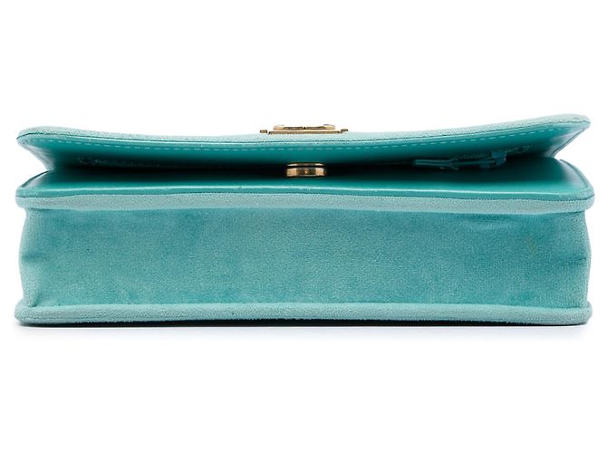 Portafoglio Boy Chanel in velluto trapuntato blu con catena Turchese - vista 3