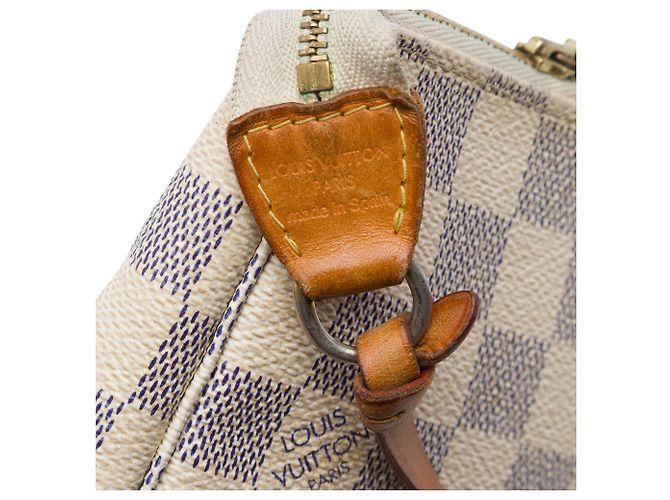 Louis Vuitton Pochette Accessoires in Damier Azur bianco - vista 5