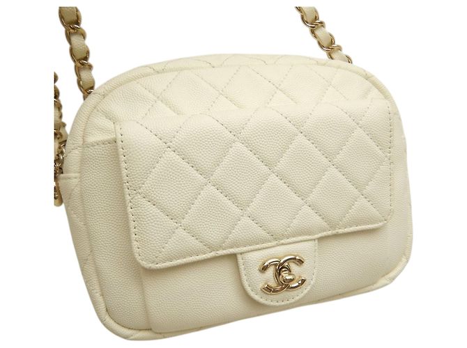 Borsa Chanel White CC Quilted Caviar Day Camera Bag Bianco Crudo - vista 2