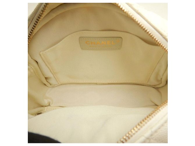 Borsa Chanel White CC Quilted Caviar Day Camera Bag Bianco Crudo - vista 4