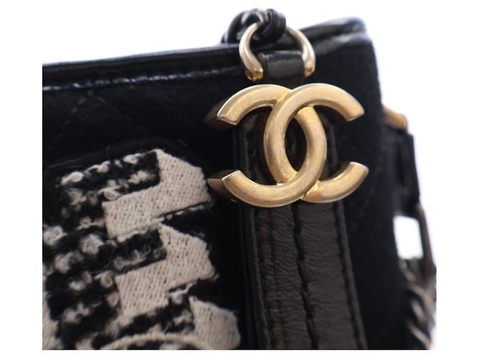 Chanel Black Medium Wool Coco Embroidered Gabrielle Hobo Nero - vista 7