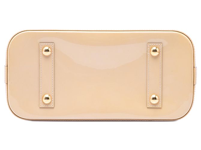 Louis Vuitton Alma PM in Monogram Vernis beige - vista 3
