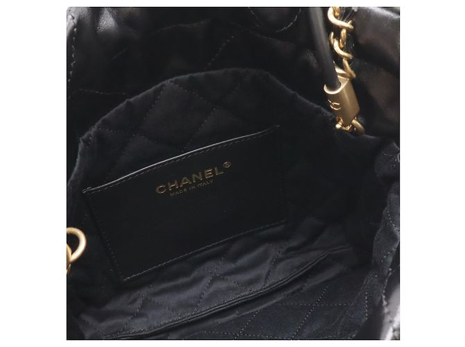 Borsa Chanel 22 in vitello lucido nero e vernice - vista 3