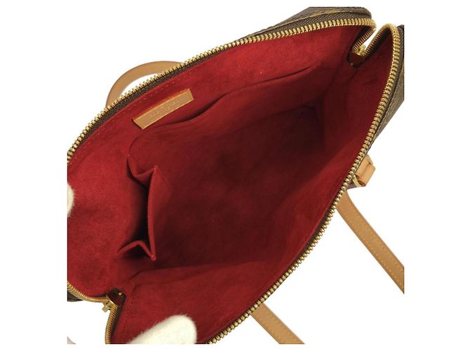 Louis Vuitton Monogram Coussin GM Shoulder Bag Brown - view 8
