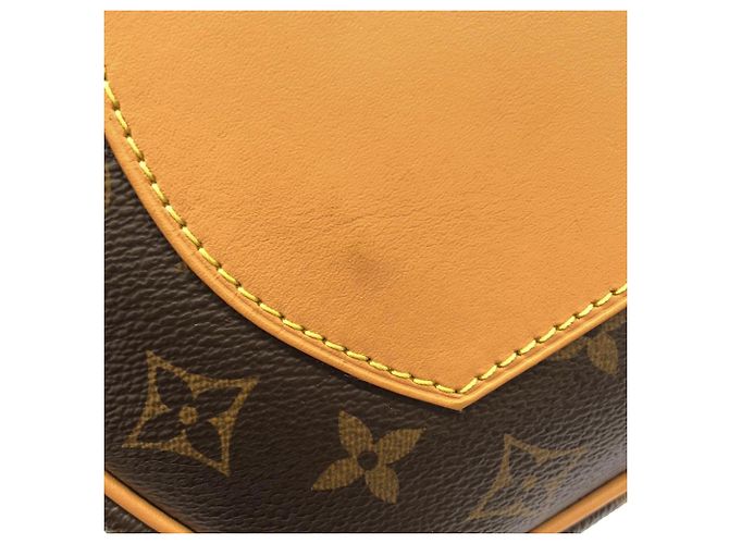 Borsa a Spalla Louis Vuitton Monogram Boite Chapeau Souple MM Marrone Monogramma - vista 5