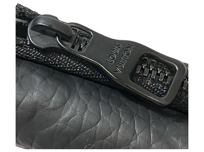 Cartera Louis Vuitton Portefeuille Pilot Tri-Fold Negro - vista 7