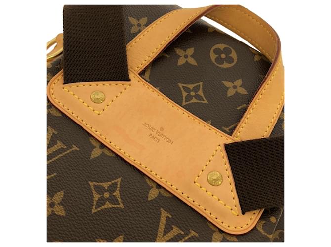 Louis Vuitton Monogram Sac à Bosphore Backpack Marrone Monogramma - vista 6
