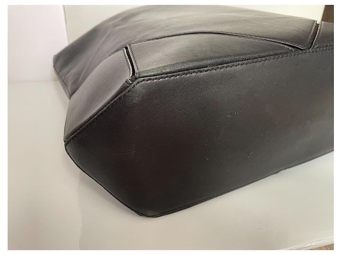 Givenchy Tote Bag aus schwarzem Leder - Ansicht 10