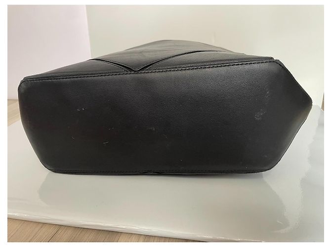 Givenchy Tote Bag aus schwarzem Leder - Ansicht 8