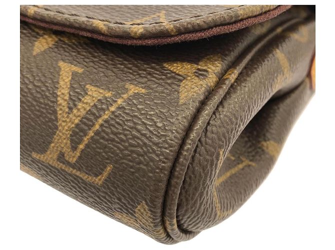 Borsa a Spalla Louis Vuitton Monogram Favorite PM Marrone Monogramma - vista 3