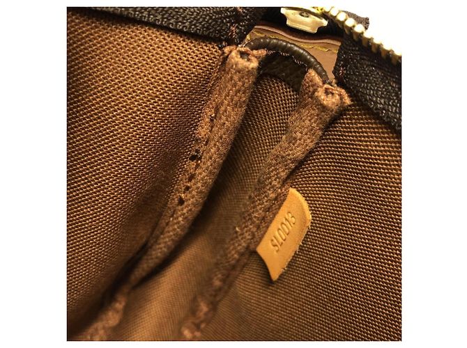Louis Vuitton Monogram Pochette Accessoires Marrone Monogramma - vue 9