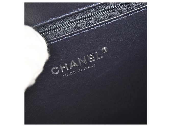 Chanel Filigree Vanity Case Quilted Caviar mit gestreiftem Leder Small Marineblau - Ansicht 4