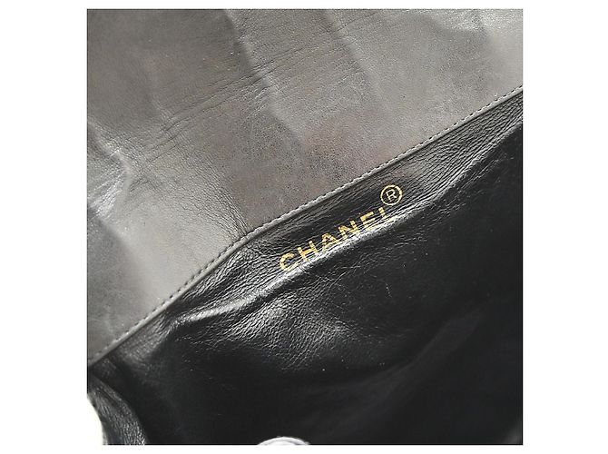 Chanel Duma Drawstring Pelle Trapuntata Large Nero - vista 4