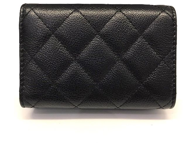 Timeless Cartera Small Flap de Chanel en negro - vista 2