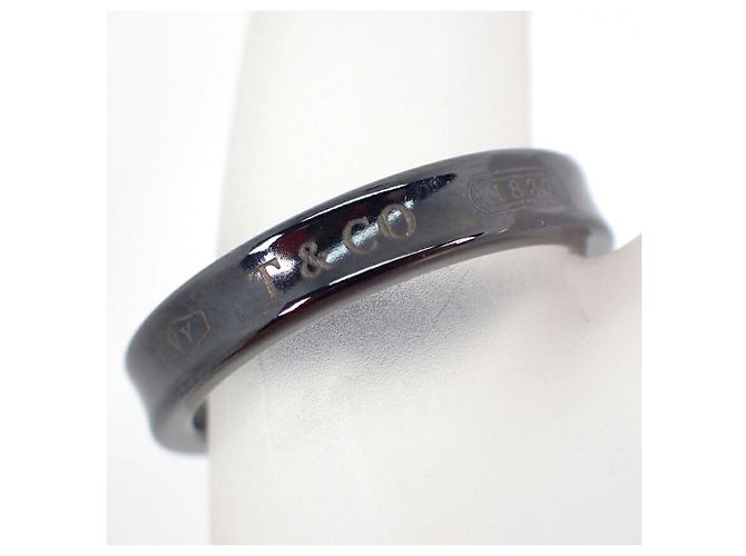 Tiffany & Co. Ti Black Titanium 1837 schmaler Ring - Ansicht 5