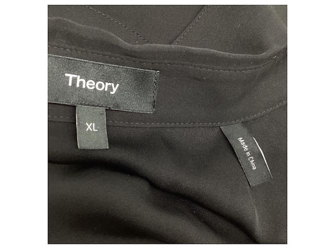 Camicetta corta a maniche corte in georgette con colletto Theory in seta nera Nero - vista 6