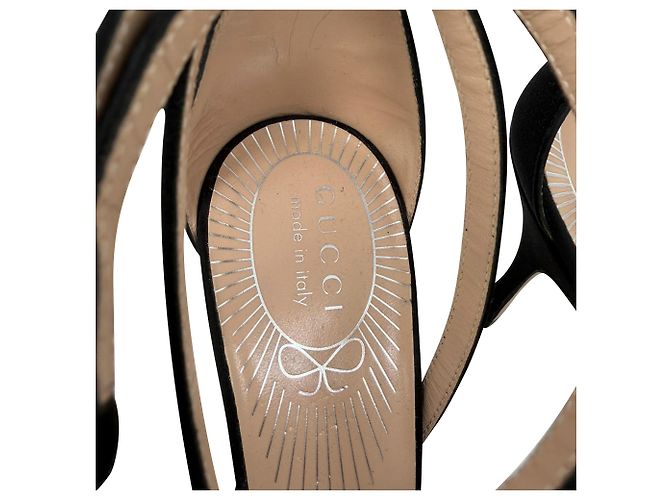 Sandali Gucci GG con decorazioni a stella in raso nero - vista 7
