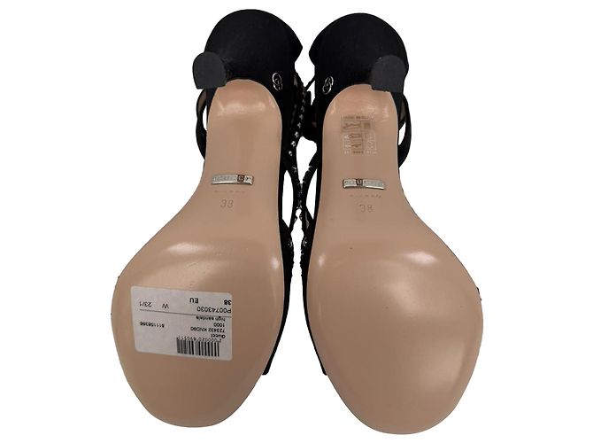 Sandali Gucci GG con decorazioni a stella in raso nero - vista 8