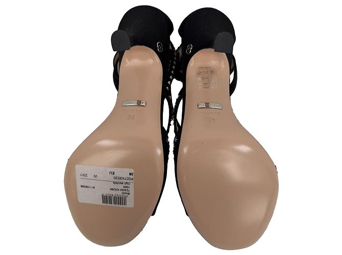 Sandali Gucci GG con decorazioni a stella in raso nero - vista 9