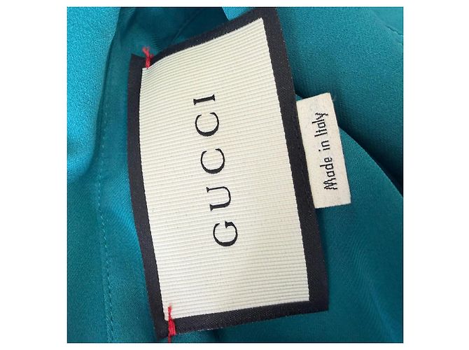 Camicetta Gucci in seta blu con bottoni e fiocco - vista 5