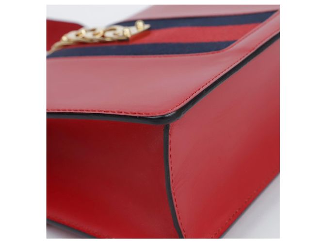 Gucci Piccola borsa a tracolla in pelle Sylvie Rossa Rosso - vista 10